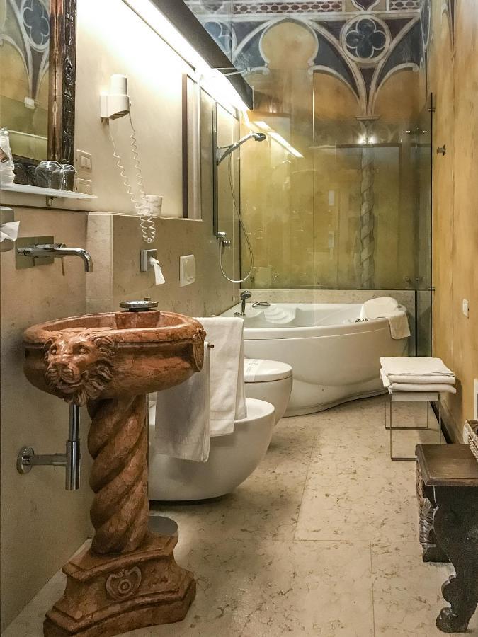 Relais Castello Bevilacqua Екстериор снимка