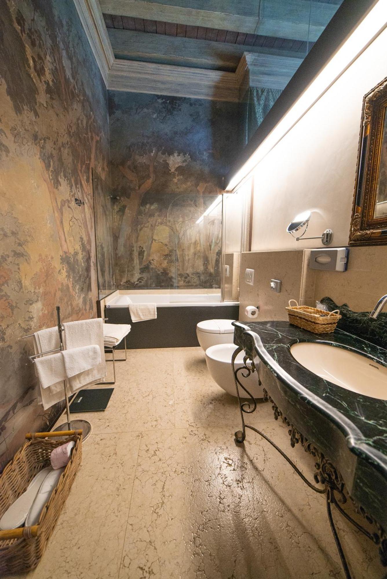 Relais Castello Bevilacqua Екстериор снимка
